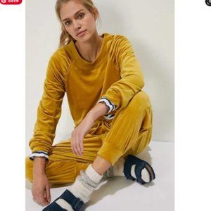 Saturday Sunday Anthropologie Yellow Velour Full Set, size S